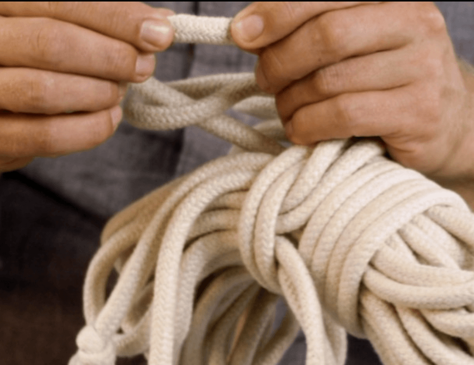 Bondage Seile und Techniken Anleitung und Tutorial mit Ater Crudus Schritt für Schritt im Video